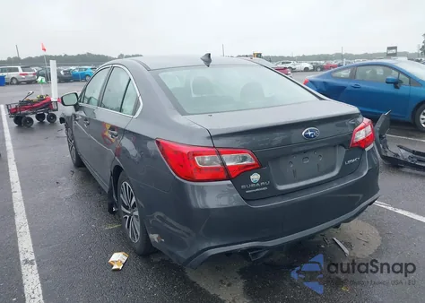 2019 Subaru Legacy 2.5I Premium из США, поврежденный, VIN 4S3BNAF66K3030617